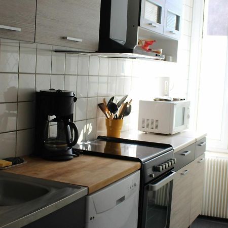 Appartement Historique Au Centre De Toul, Proche Cathedrale, Tous Services Inclus - Fr-1-584-74 Bagian luar foto
