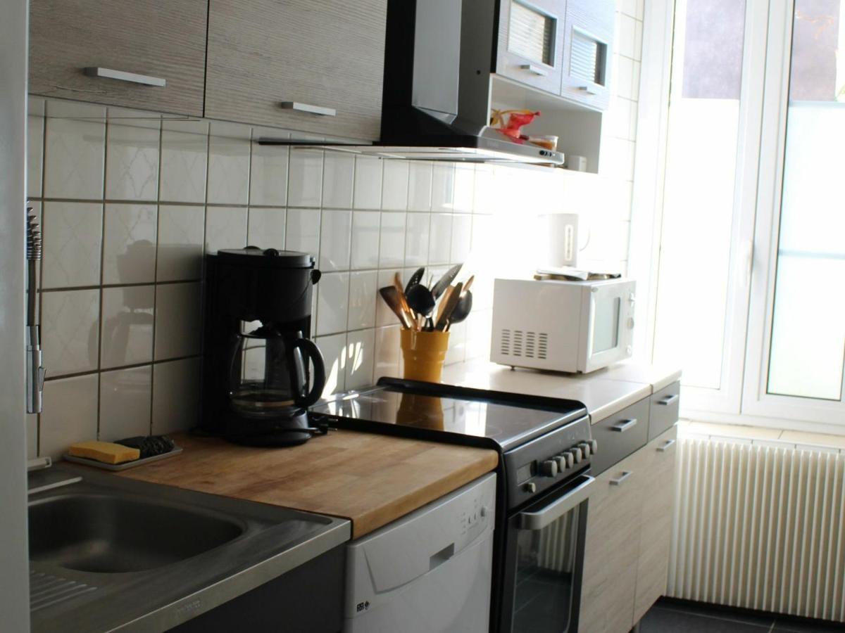 Appartement Historique Au Centre De Toul, Proche Cathedrale, Tous Services Inclus - Fr-1-584-74 Bagian luar foto
