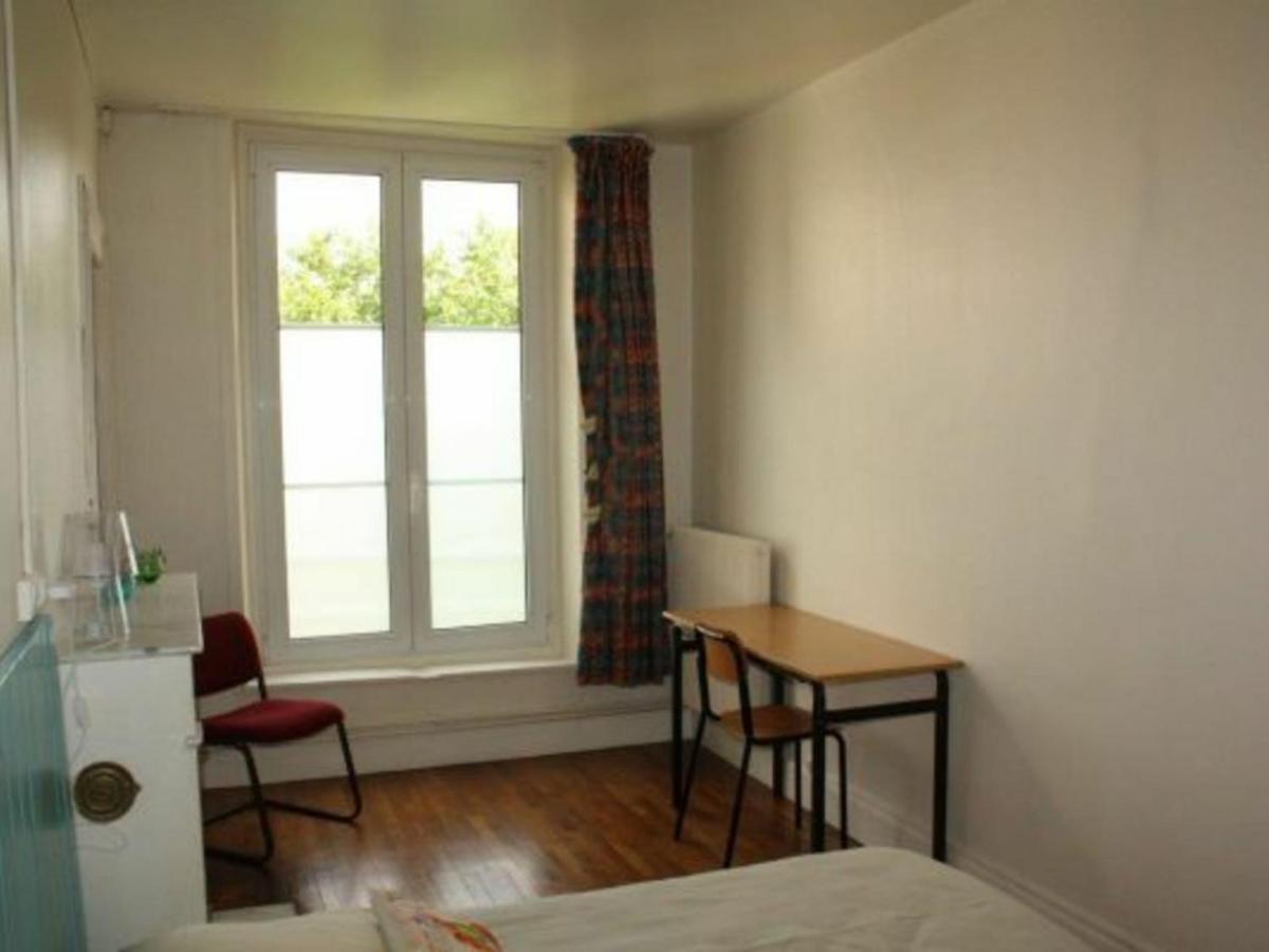 Appartement Historique Au Centre De Toul, Proche Cathedrale, Tous Services Inclus - Fr-1-584-74 Bagian luar foto