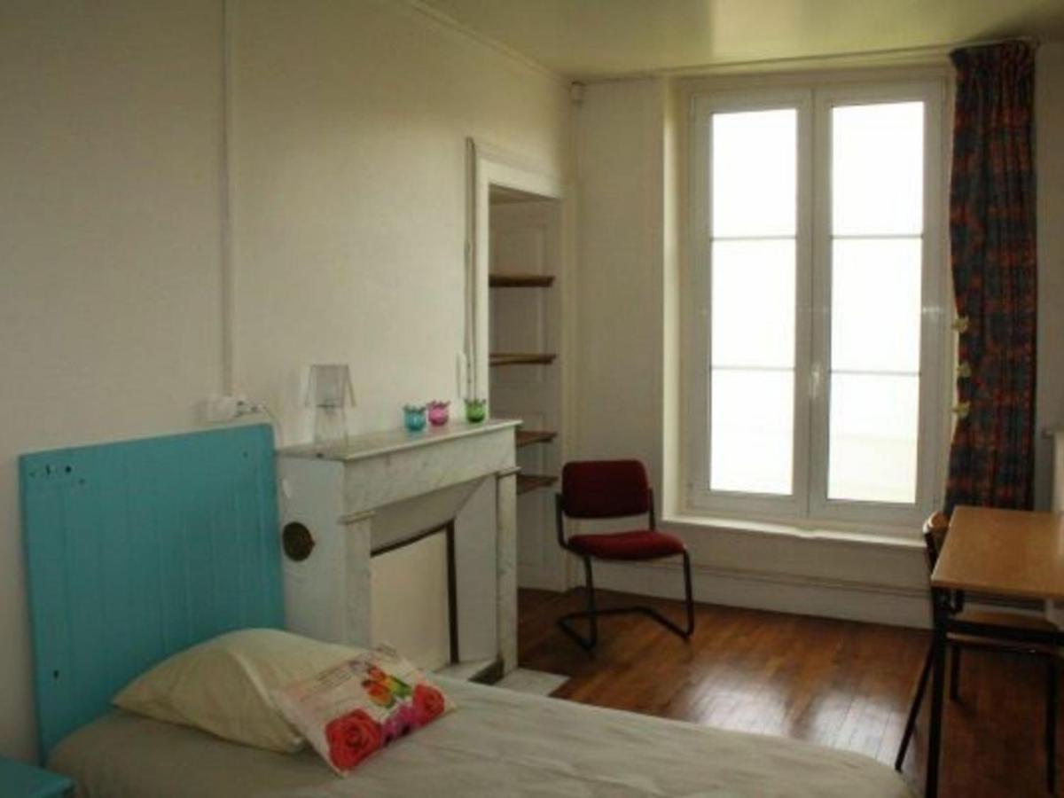 Appartement Historique Au Centre De Toul, Proche Cathedrale, Tous Services Inclus - Fr-1-584-74 Bagian luar foto